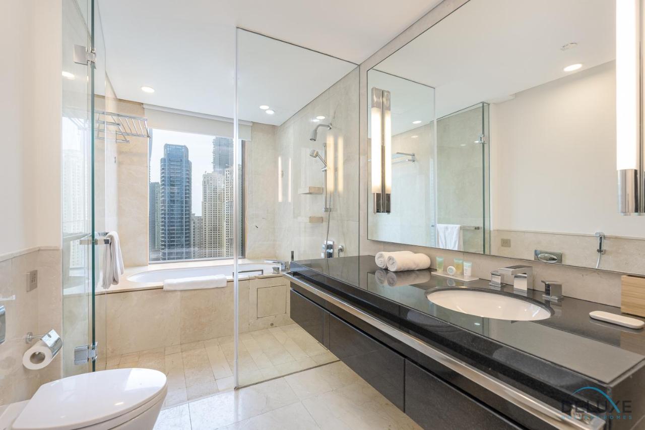 Marina Canal Views 1BR Minutes Away from Marina Mall, The Address Residences, Dubai Marina by Deluxe Holiday Homes - 3