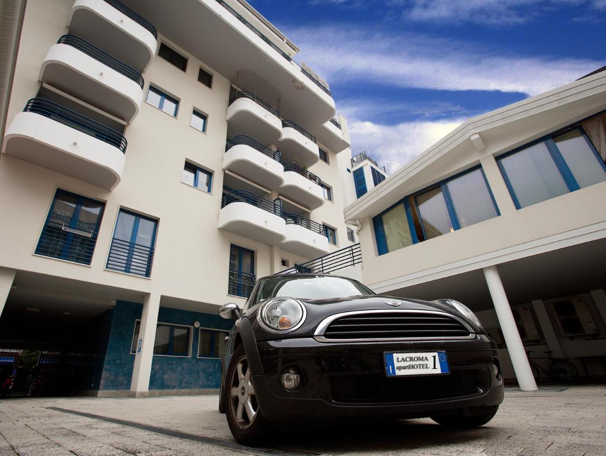 Lacroma Aparthotel - 5