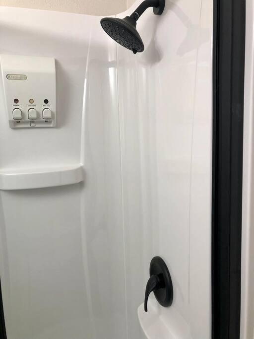 The Fawn Cabin - The Cabins at Rim Rock - 3