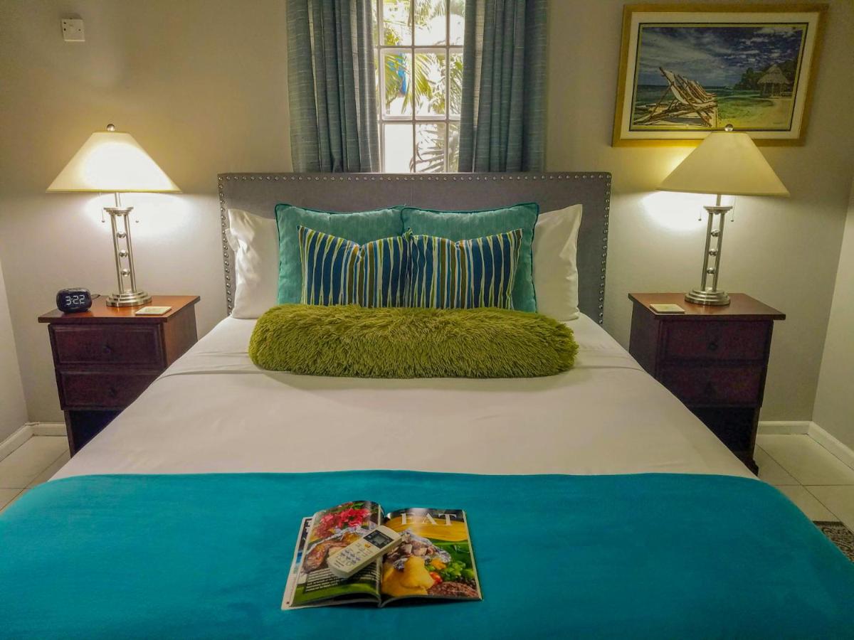 Book a Cozy Getaway: Near Bob Marley Museum - 2