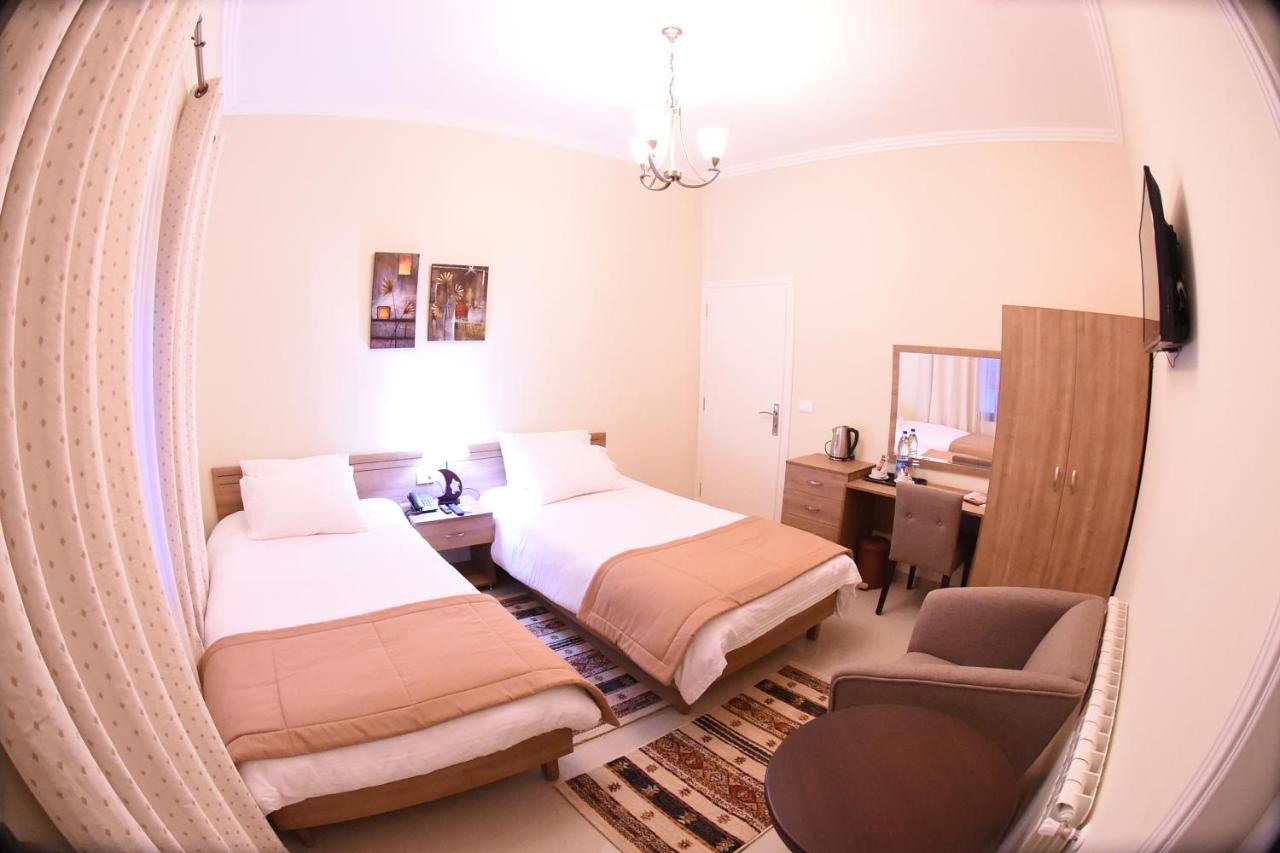 Hotel Miziara photo