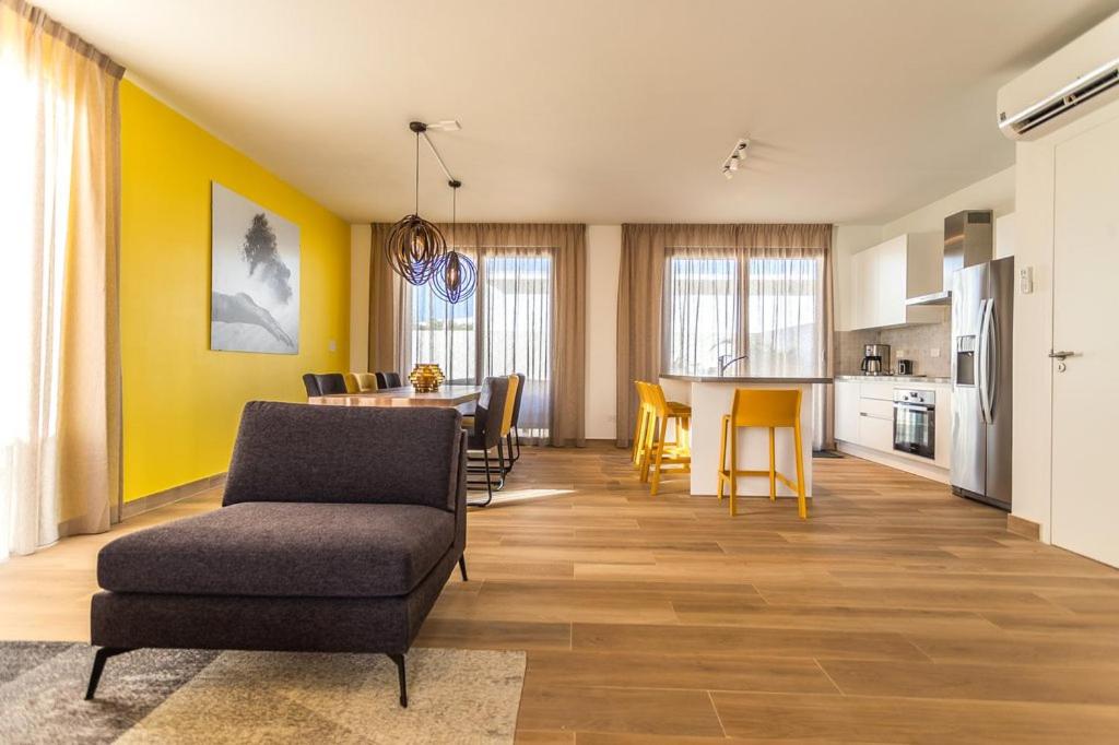 3 Bedroom at Tuscany Palm Beach side static_photo