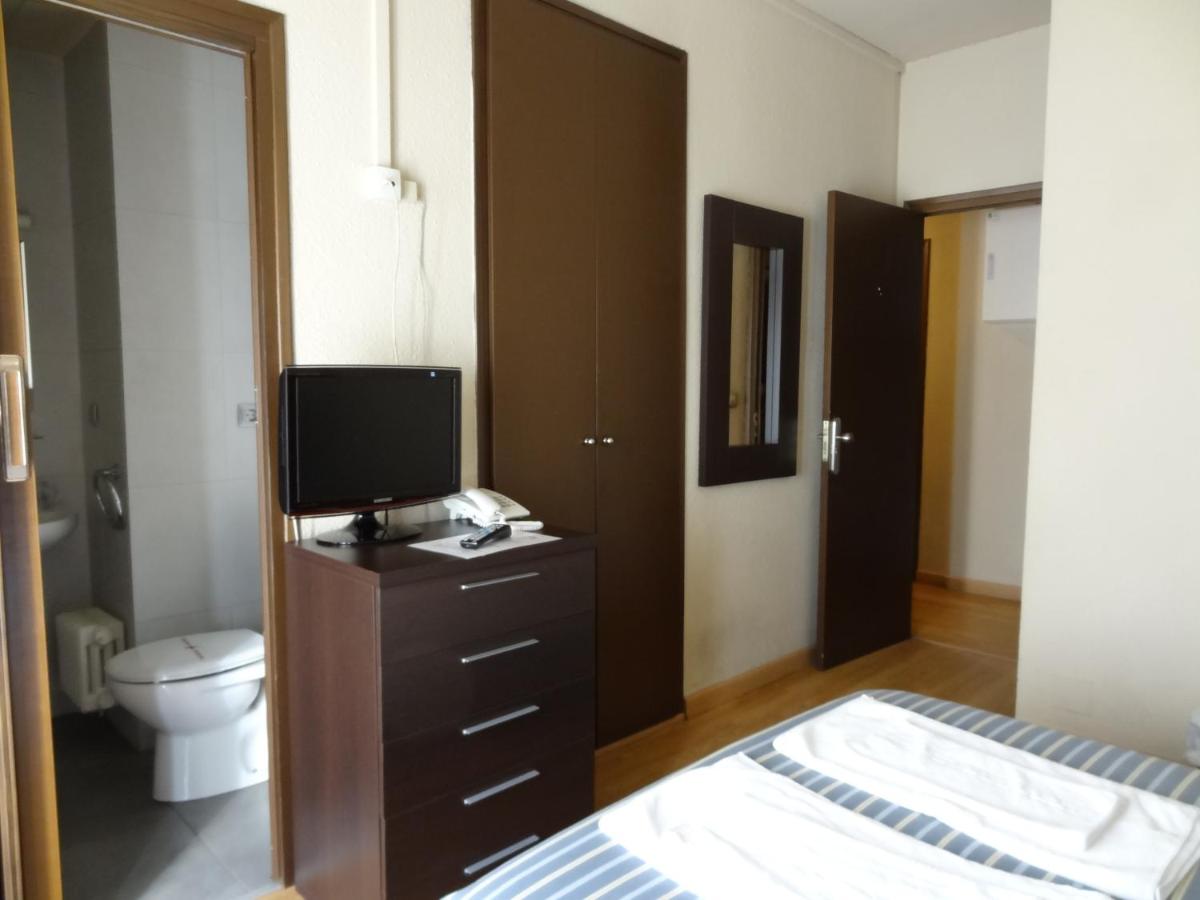 Hostal Cal Forner photo