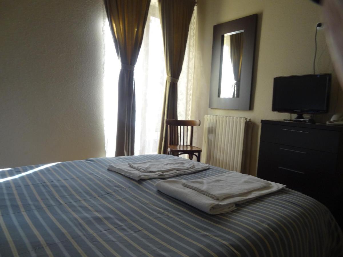 Hostal Cal Forner photo