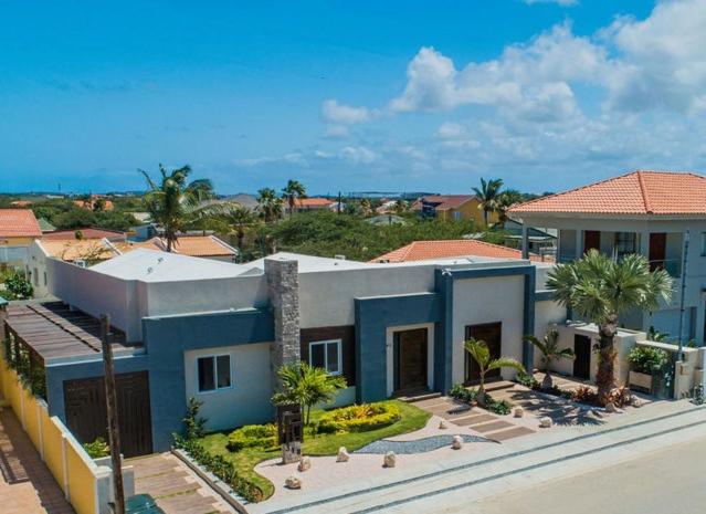 Palm Beach 318 static_photo