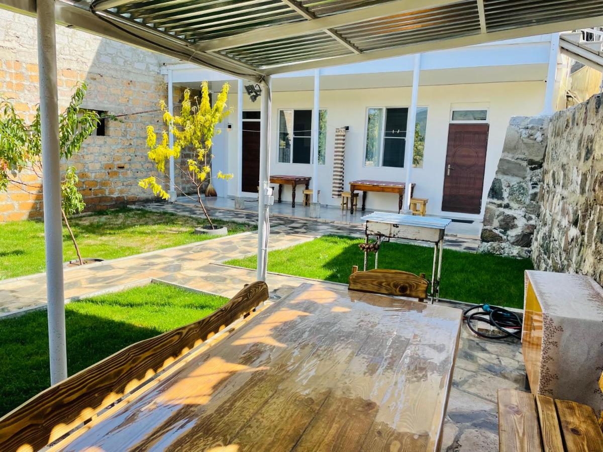 Уютный двор static_photo