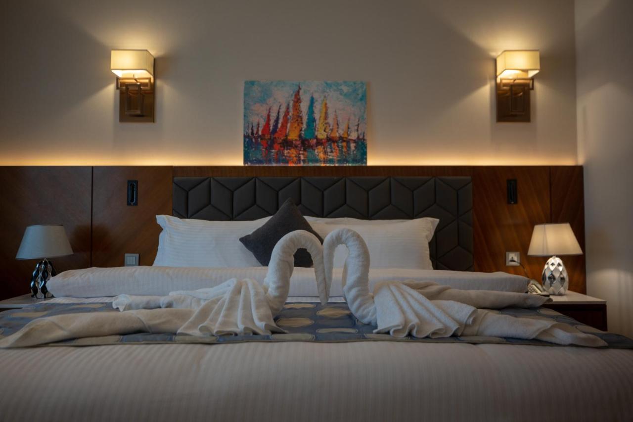 The Seven Hotel photo