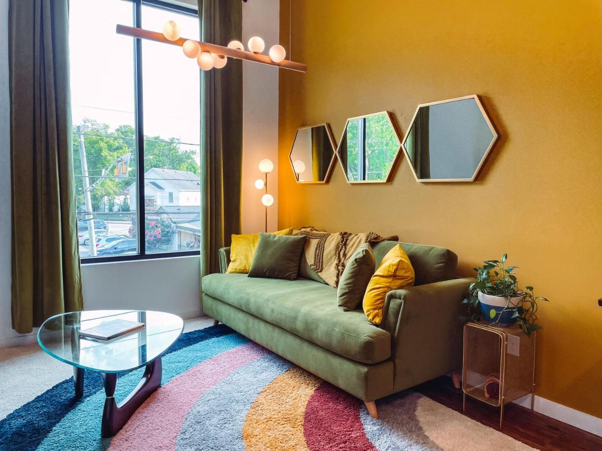 Mid Century - Luxe Boutique Stay Mins to Broadway