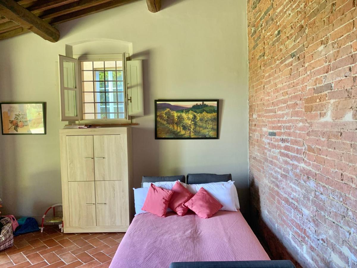 Incantevole borgo con piscine - 2