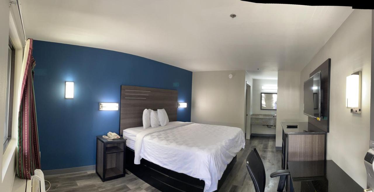 Griffin Inn & Suites — photo 6