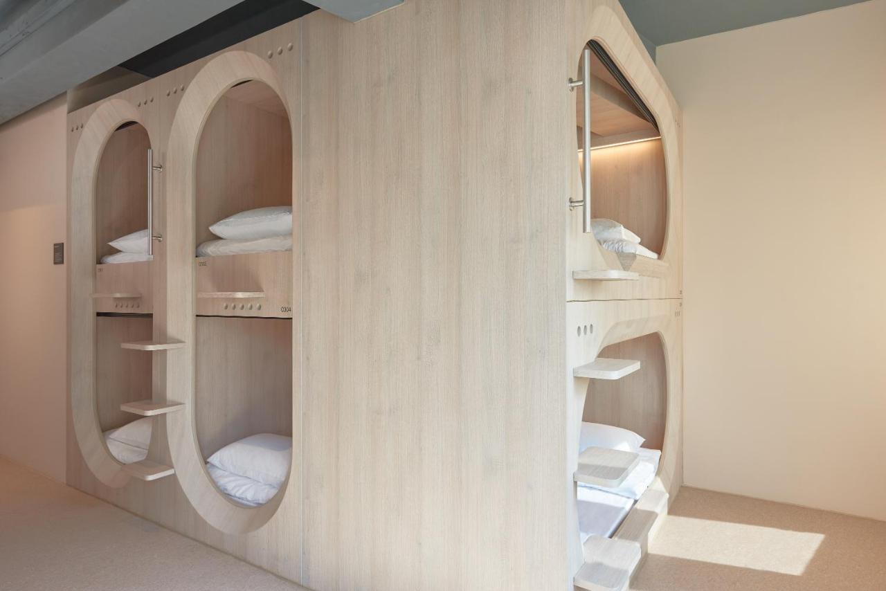 KINN Capsule - HER Space, Female Only - 4