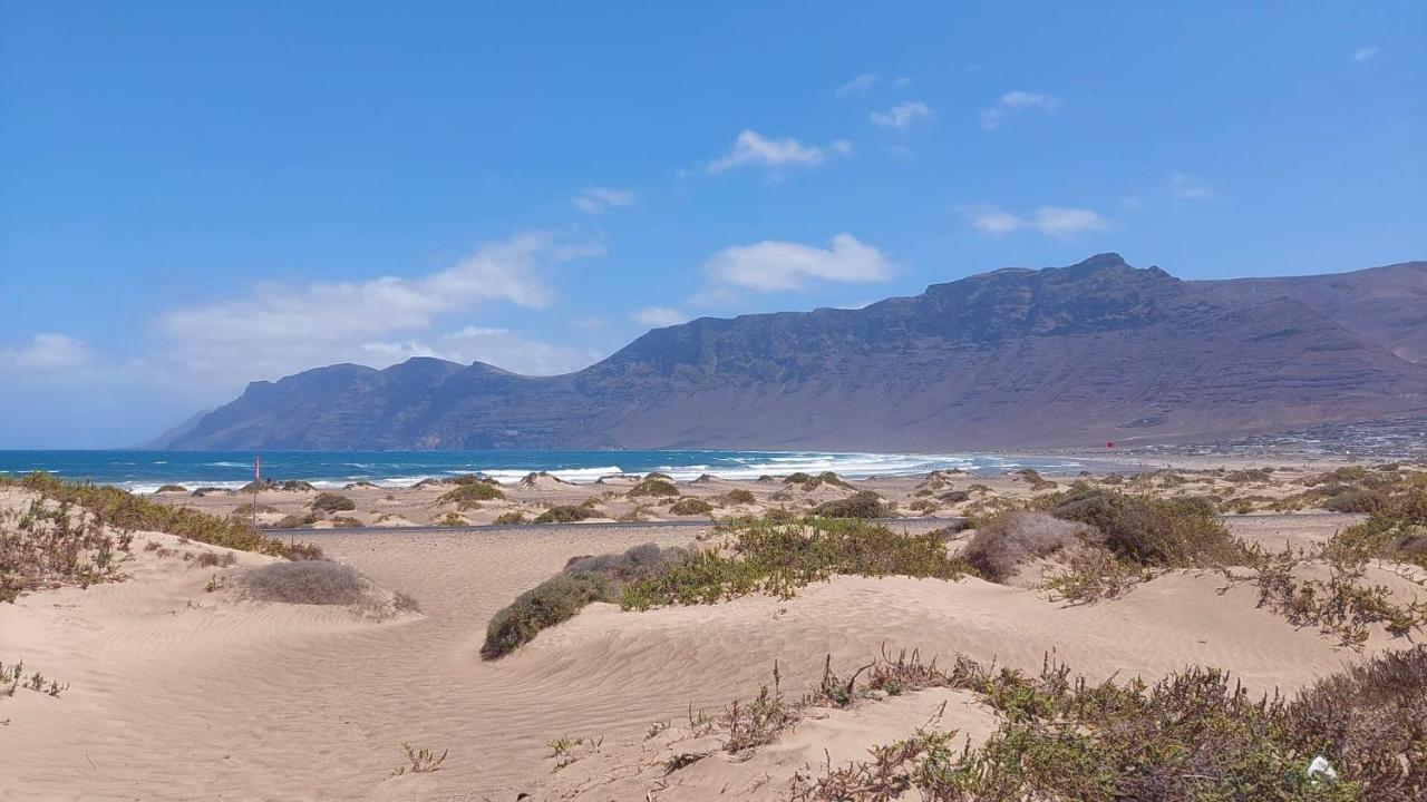 Beach: Dunas de Famara