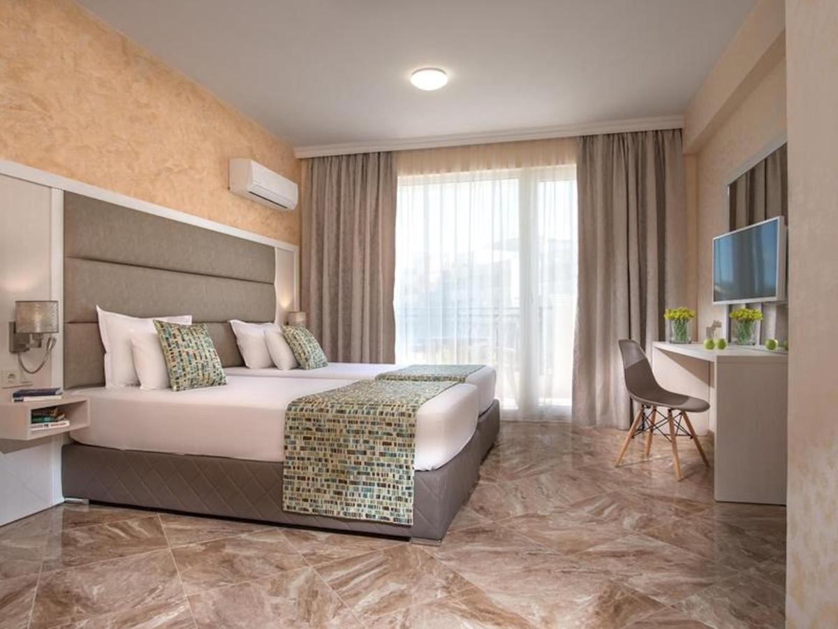Image: Marina Sands Bijou Boutique is an excellent choice for travelers visiting Obzor