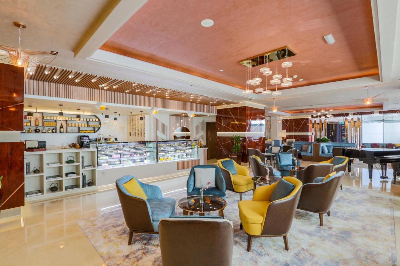 Park Regis Kris Kin Hotel - 5