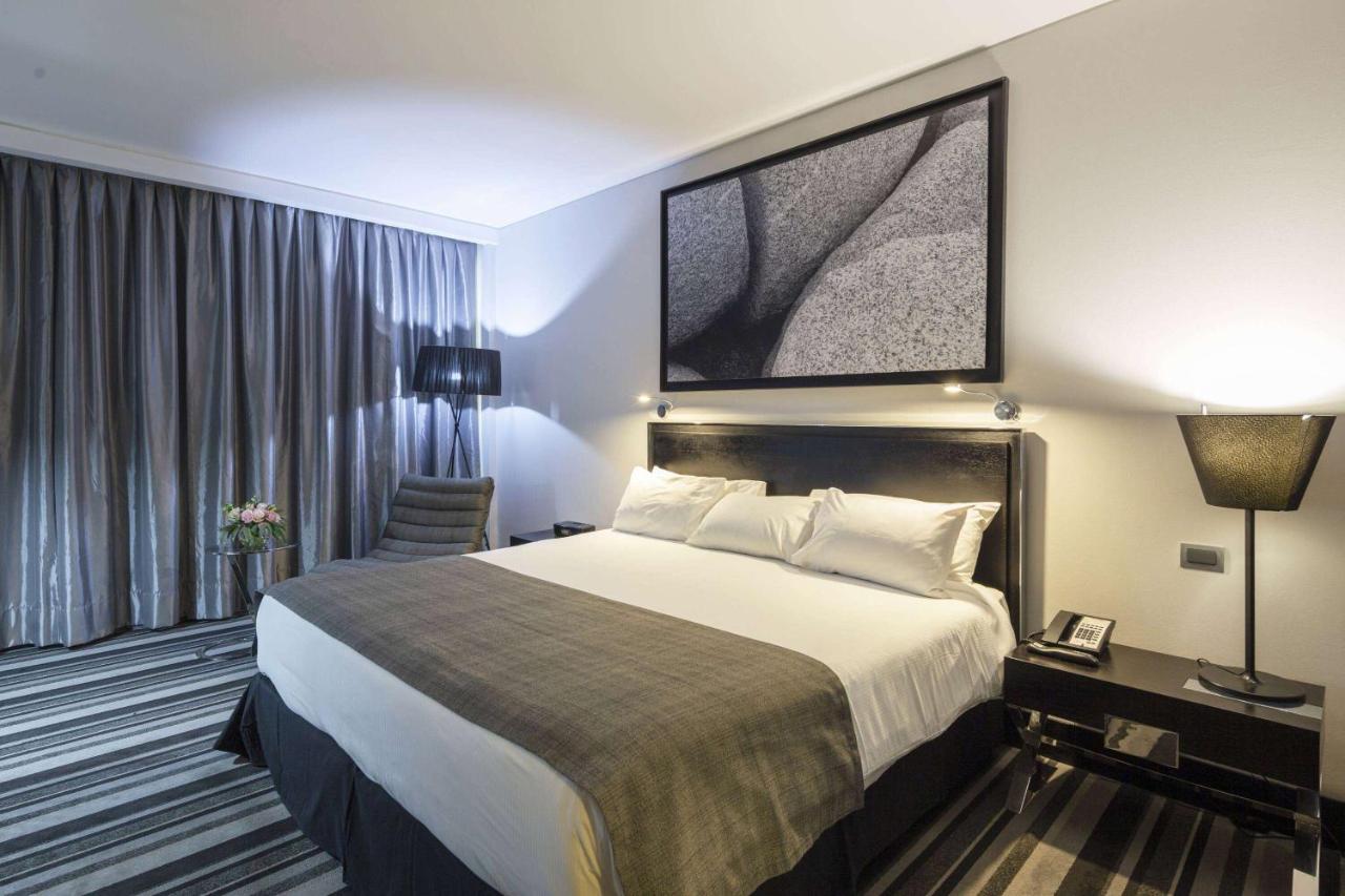 Wyndham Santiago Pettra photo