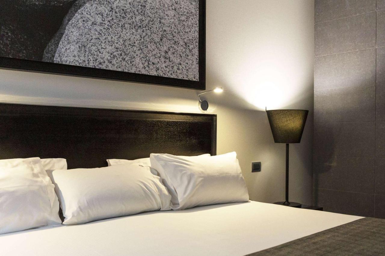 Wyndham Santiago Pettra photo