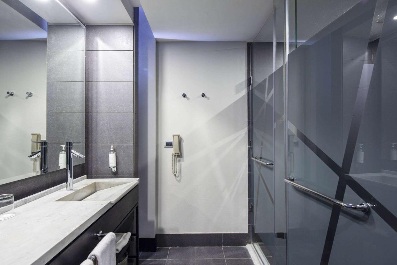 Wyndham Santiago Pettra photo