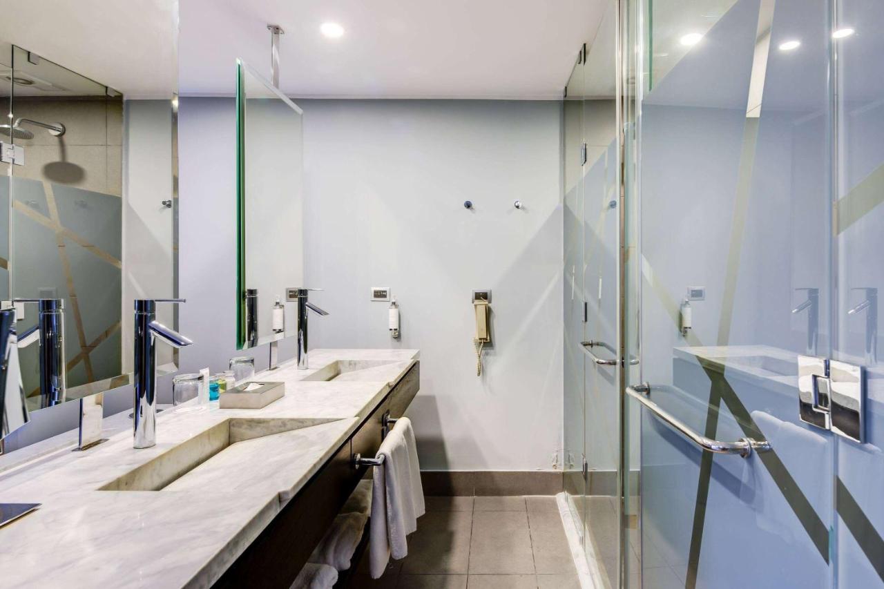 Wyndham Santiago Pettra photo