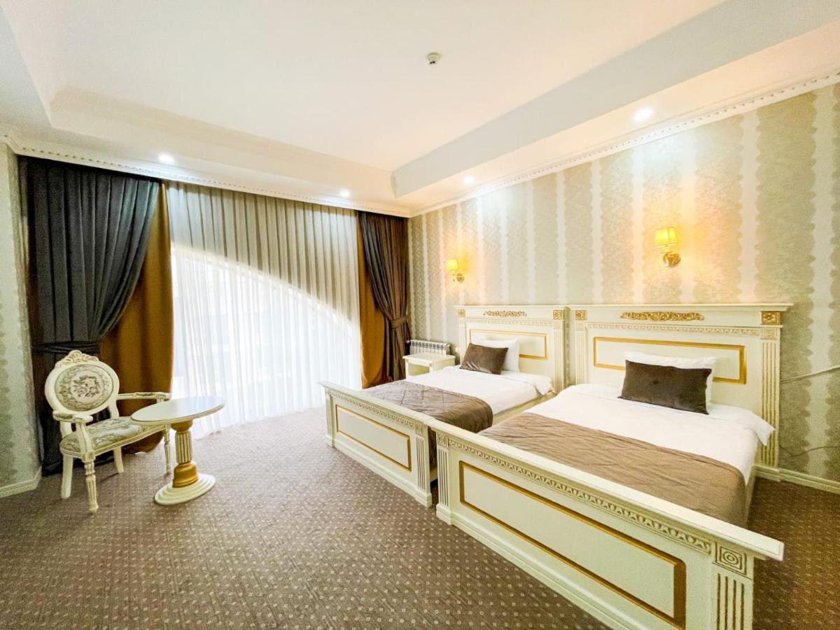 Premier Palace Baku photo