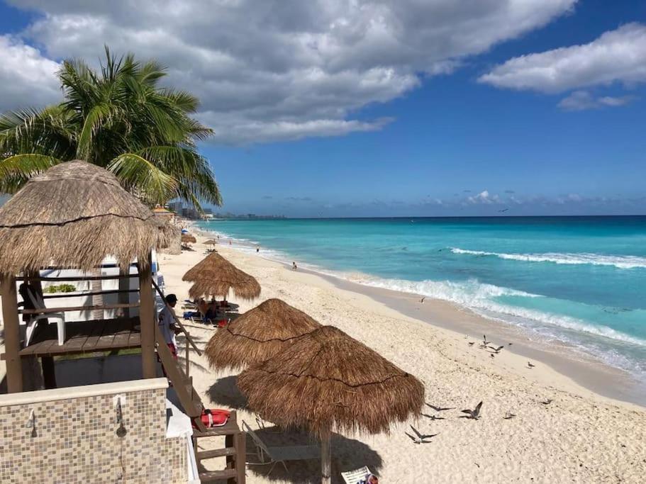 Cancun Oceanfront, Entire Apartment - 3