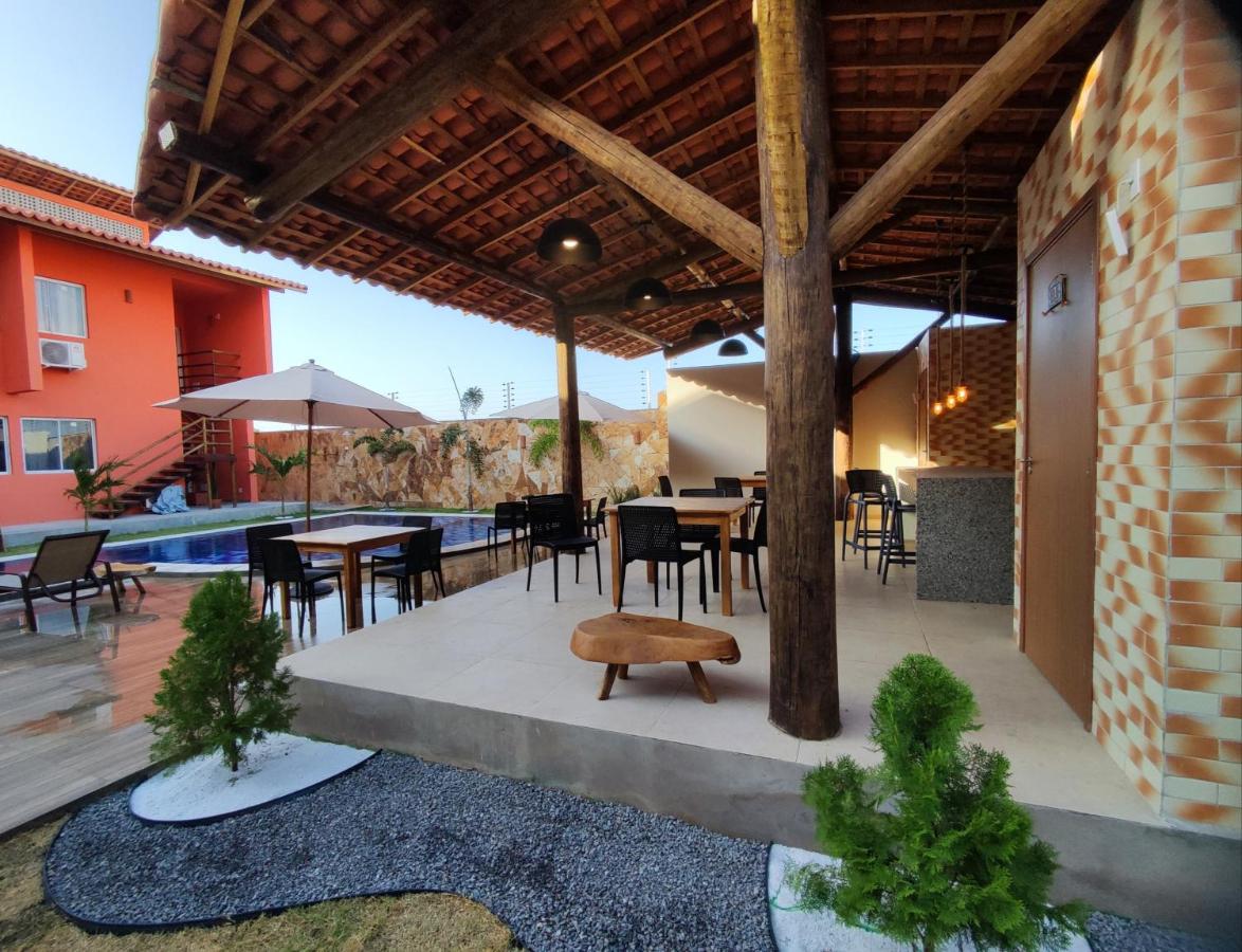Casa na praia com piscina photo