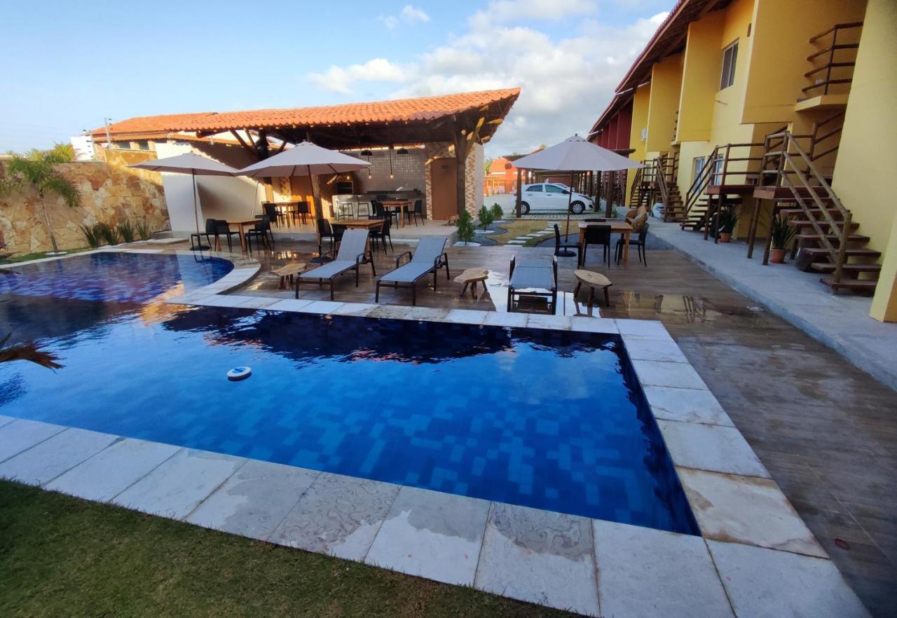 Casa na praia com piscina photo