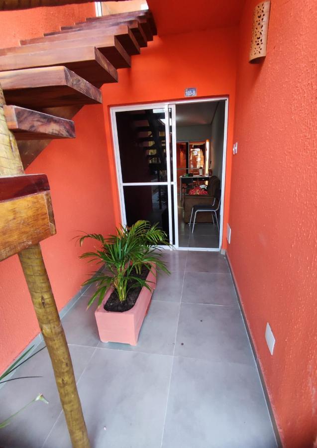 Casa na praia com piscina photo