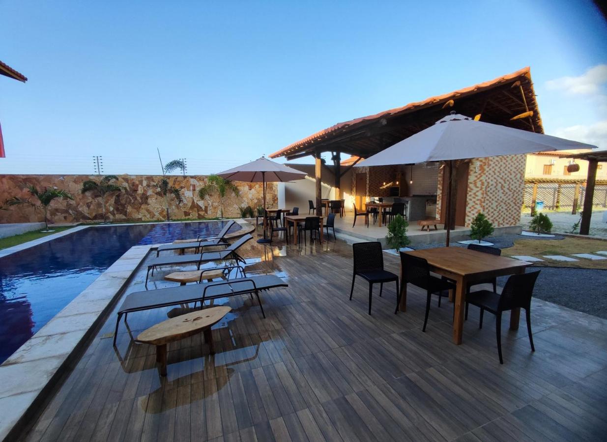 Casa na praia com piscina photo