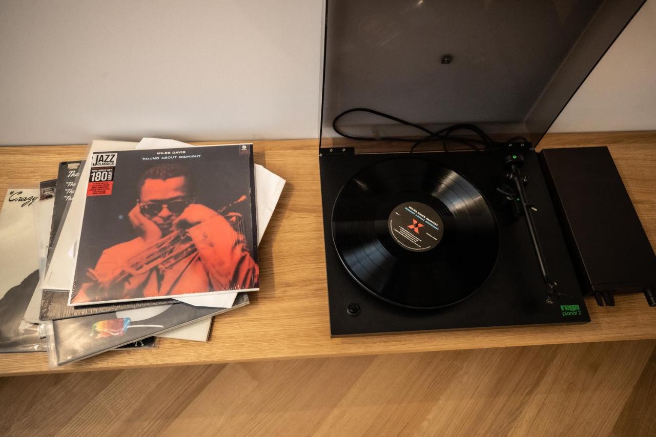 S1 Luxury Suites and Rooms - 3