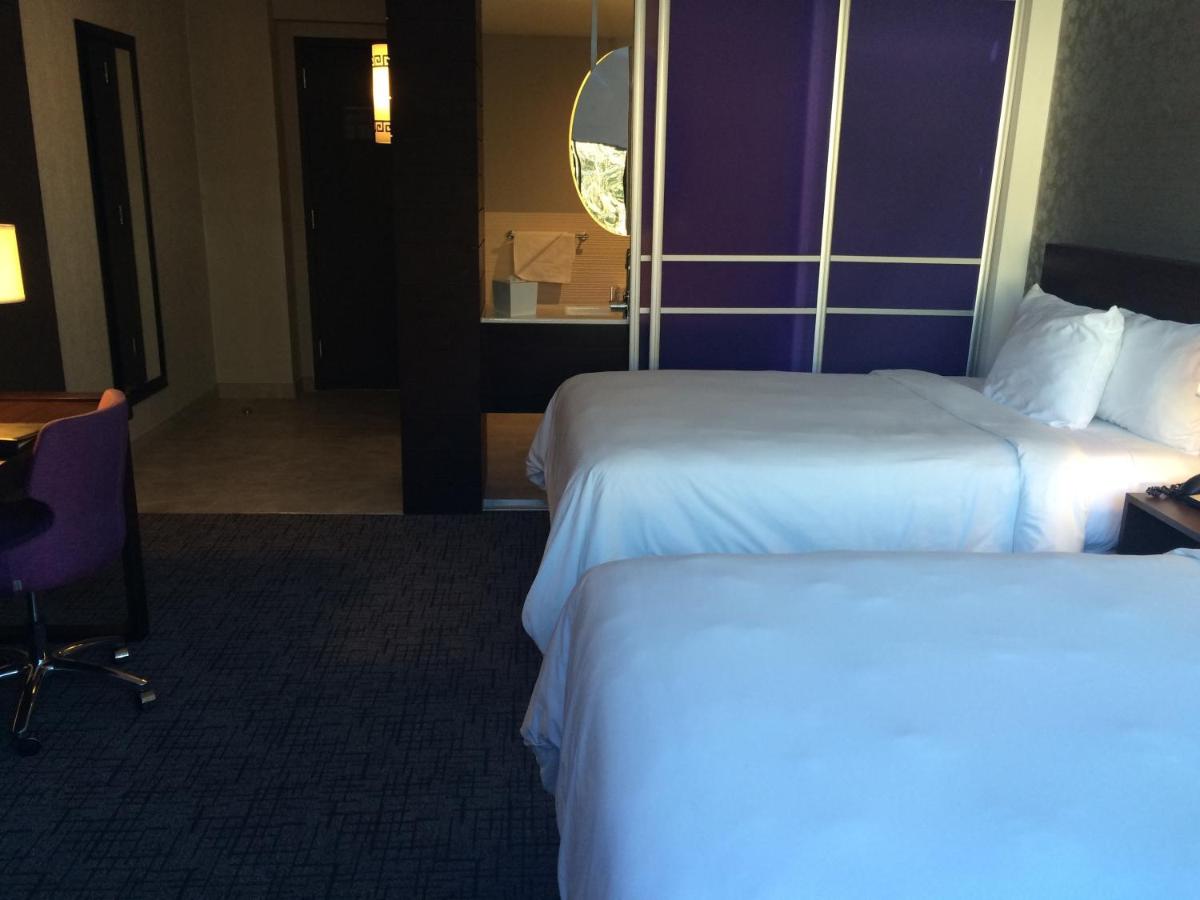 The Royal Regency Hotel — photo 15