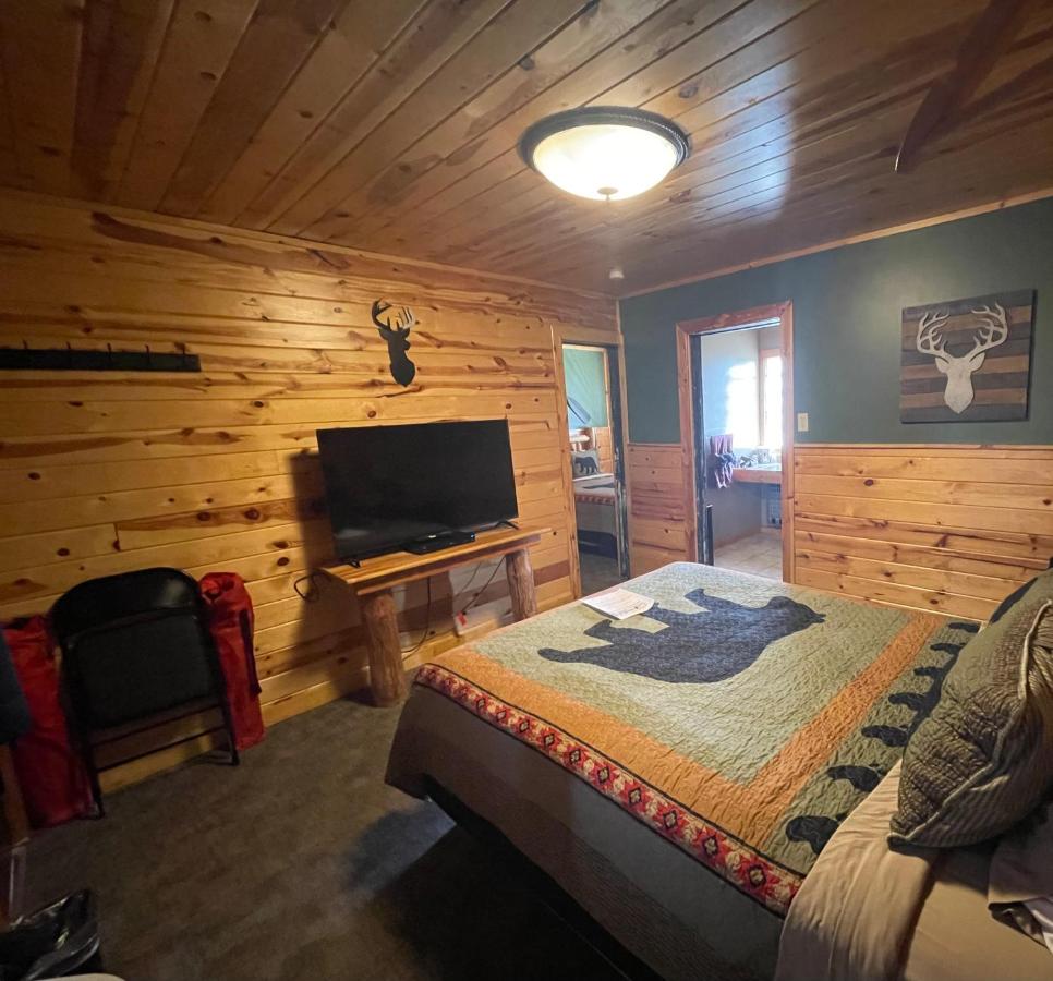 The Fishing Bear Lodge — photo 13