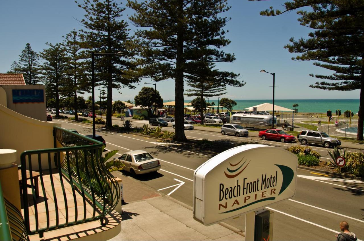 Beachfront Motel - Laterooms