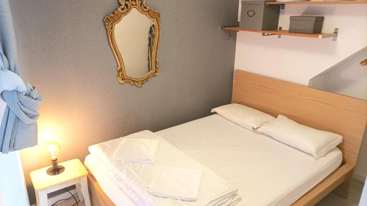 1 Bedroom Apartment - Tv da Madalena 01