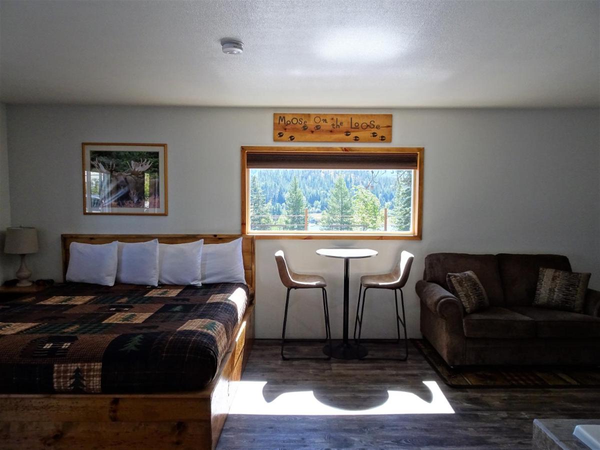 Eagle Nest Motel — photo 19