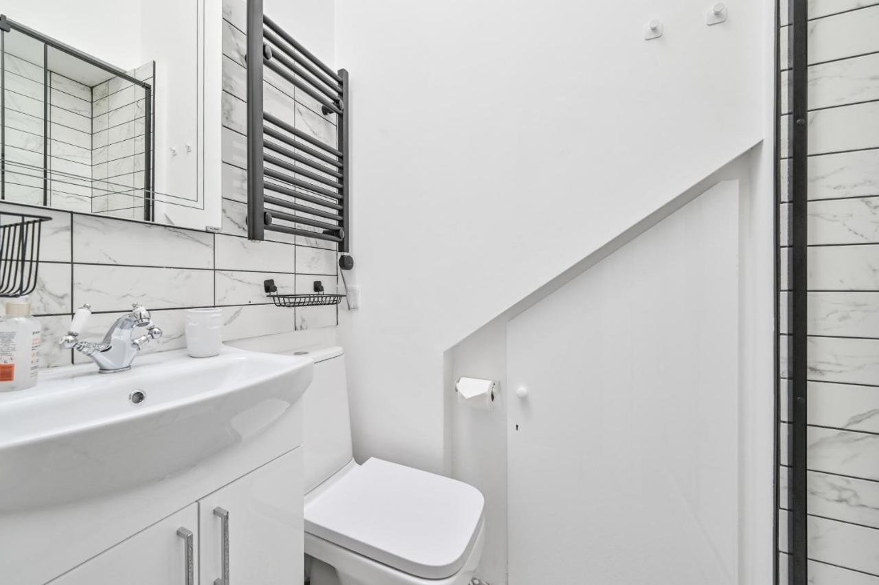 Hesketh Crescent Apartment, Torquay