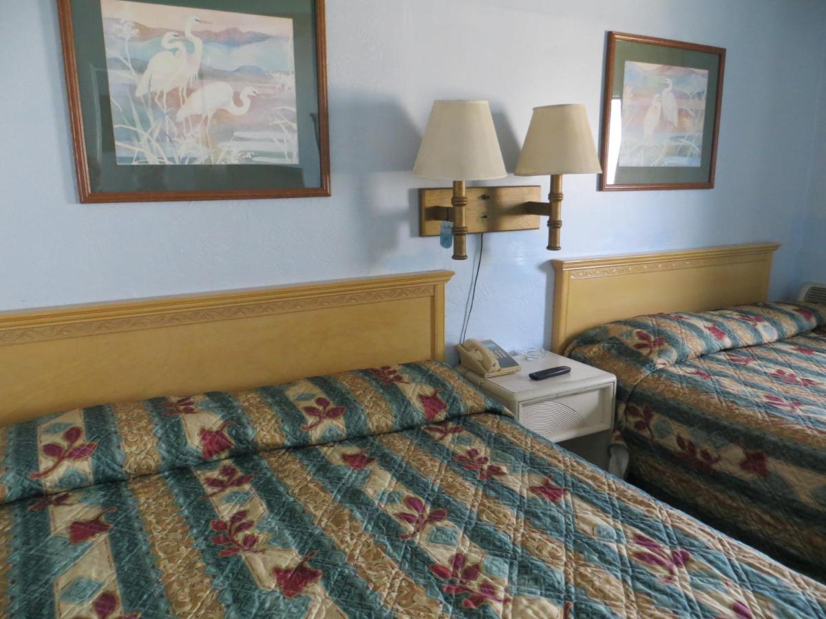 Parkway Motel — photo 17
