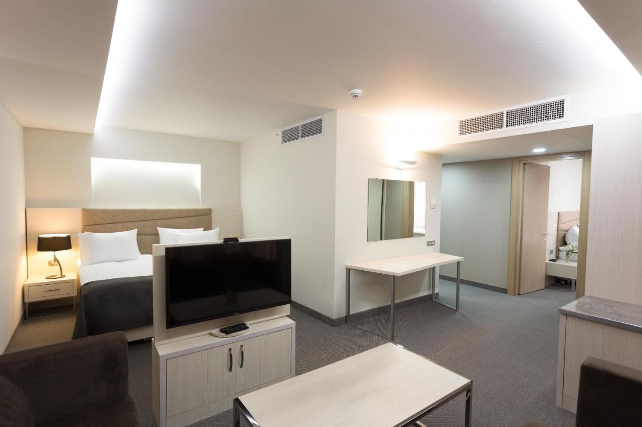 President Hotel by Hrazdan Hotel CJSC photo