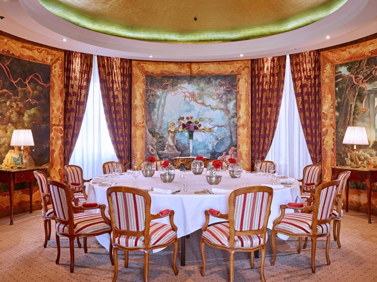 Grand Hotel Wien photo