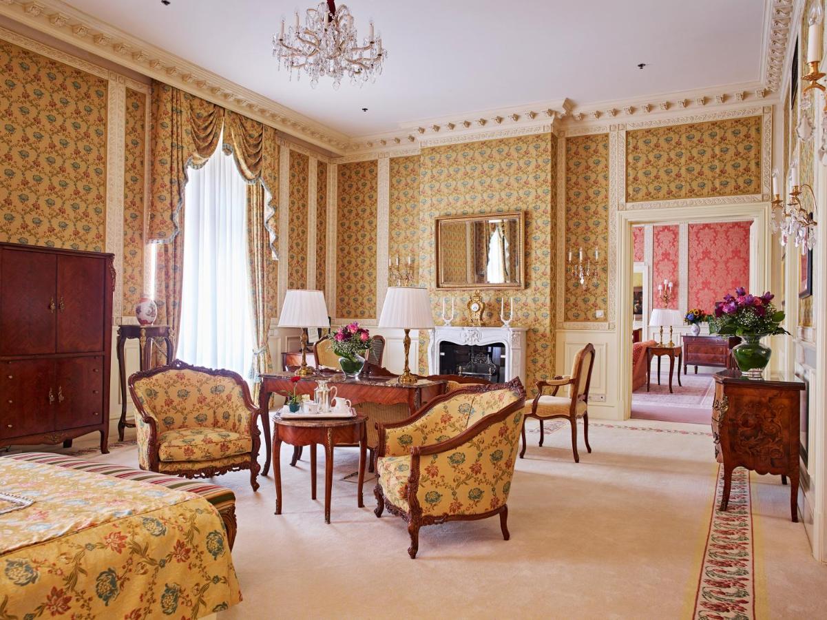 Grand Hotel Wien photo