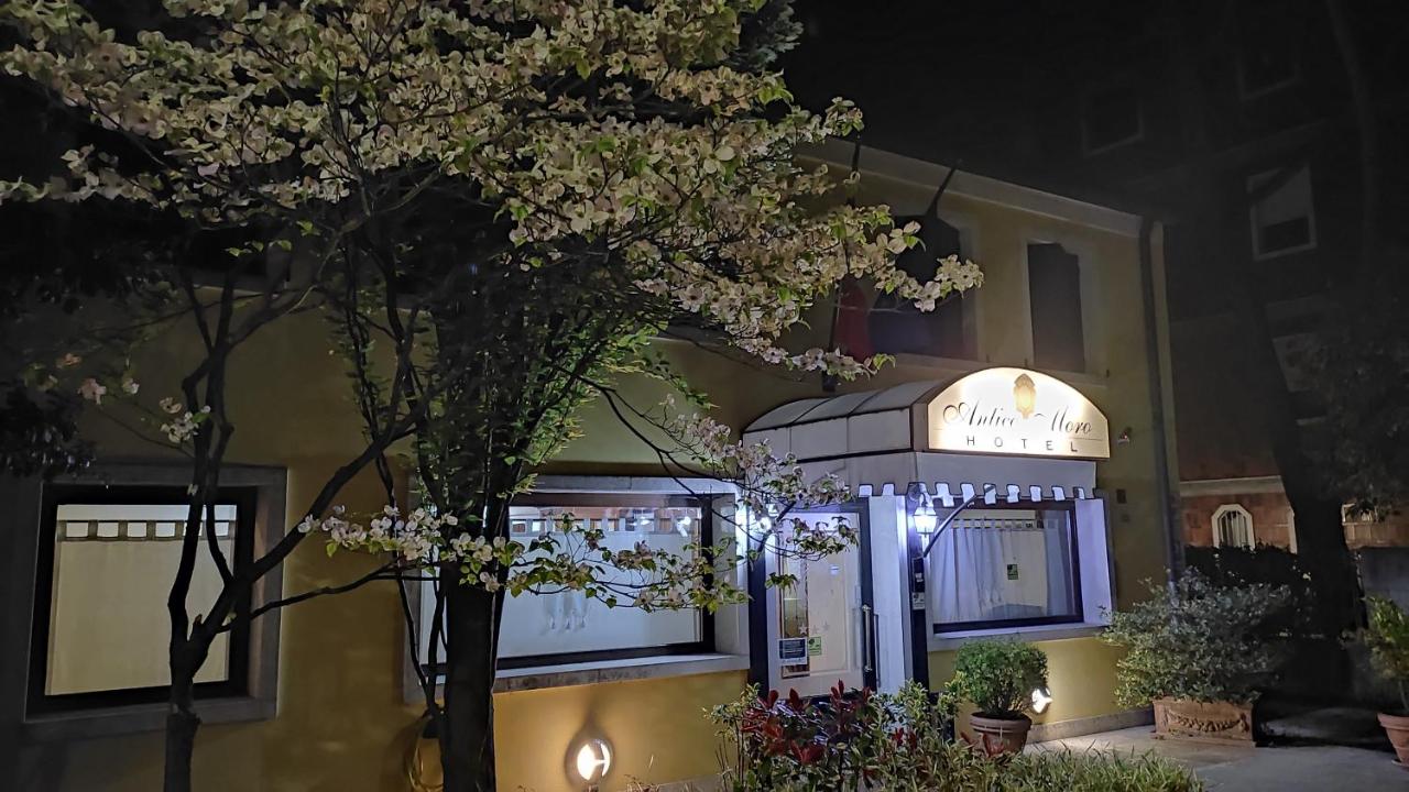Hotel Antico Moro photo