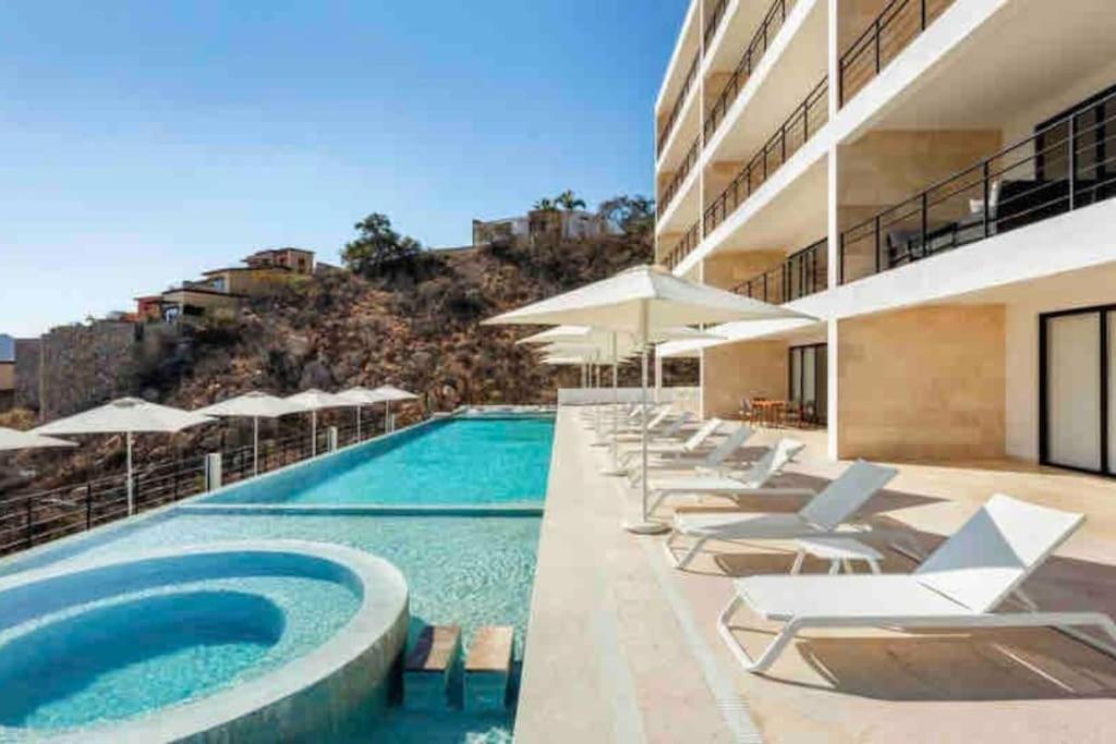 Modern Sub-Penthouse in downtown Cabo Ocean view photo