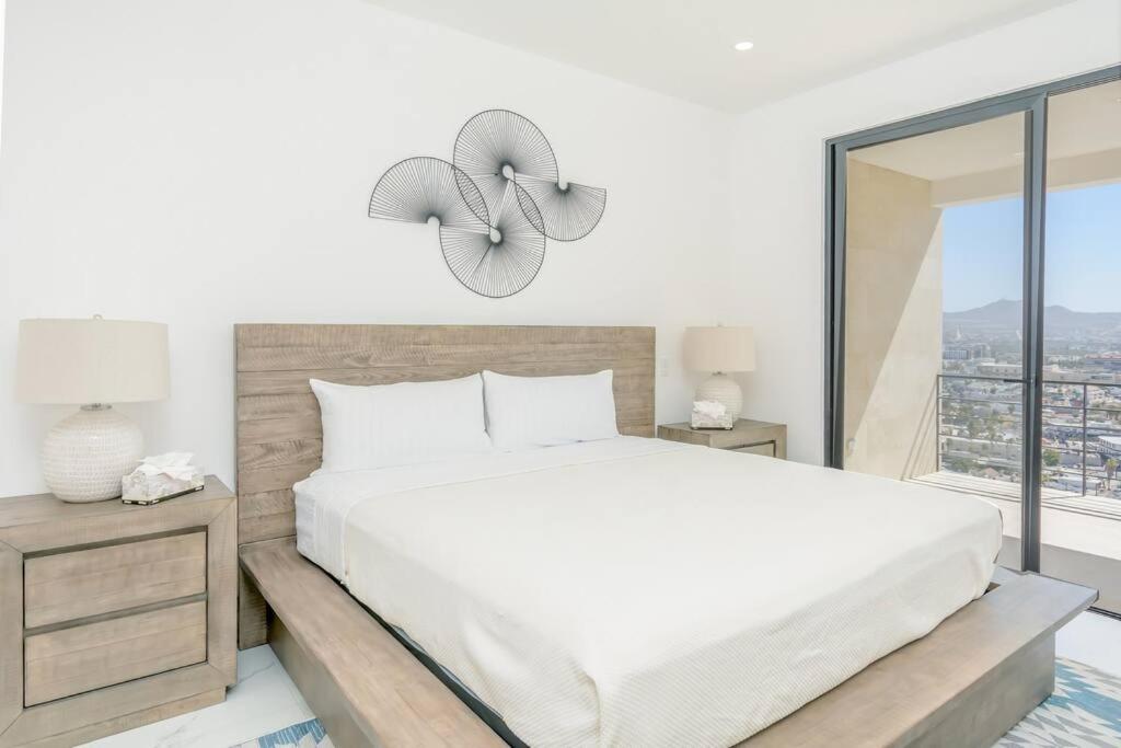 Modern Sub-Penthouse in downtown Cabo Ocean view photo
