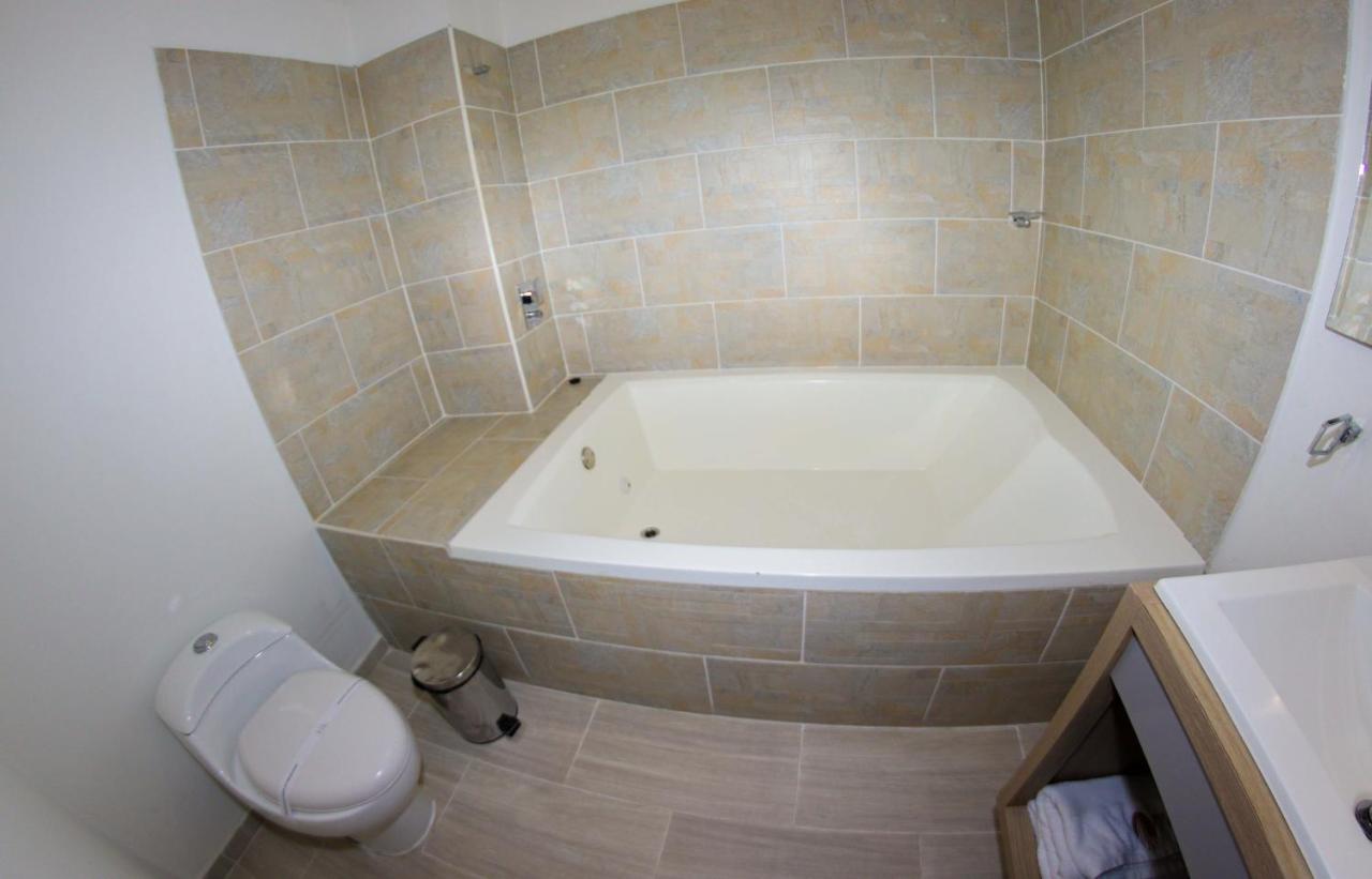 Hotel Boutique Laureles Medellin (HBL) photo