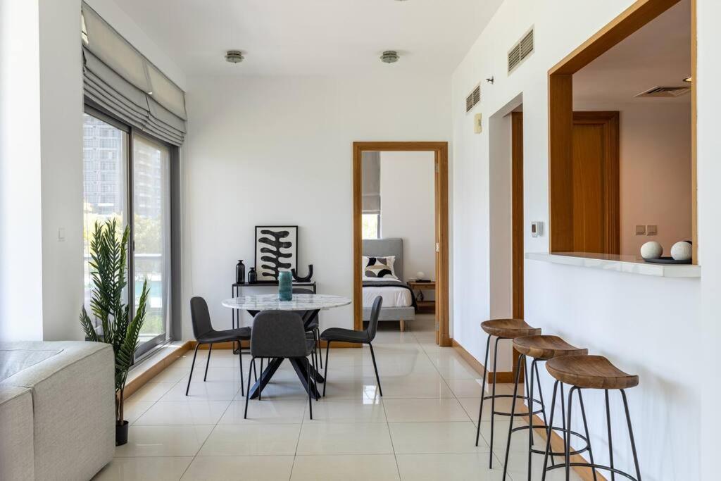 Dubai Marina, Two bedrooms apartment with full Marina View - 5