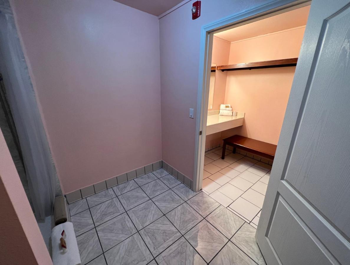 Frazier View Motel — photo 15
