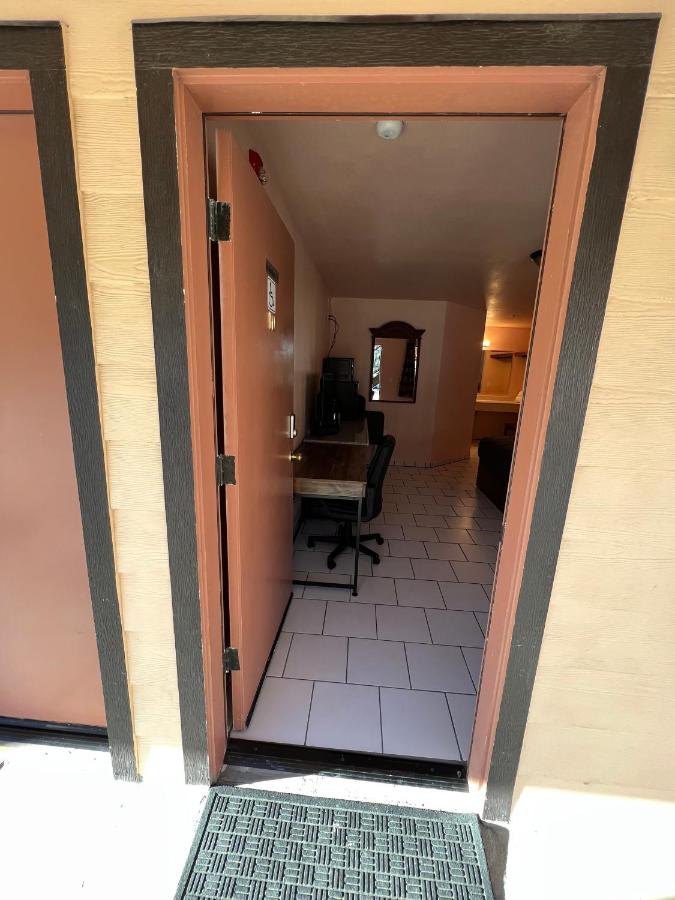 Frazier View Motel — photo 22