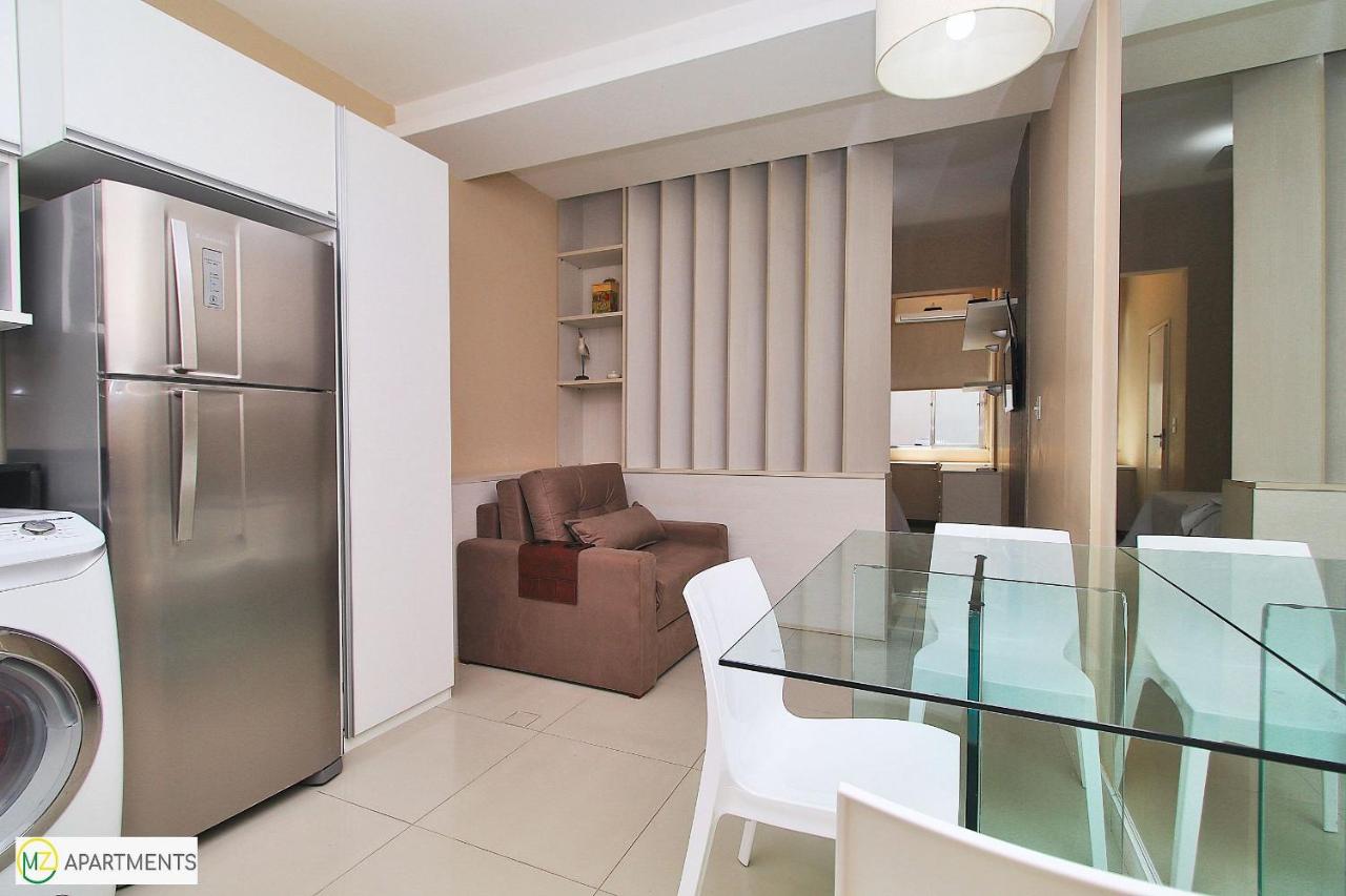 Modern studio next to the beach in Ipanema