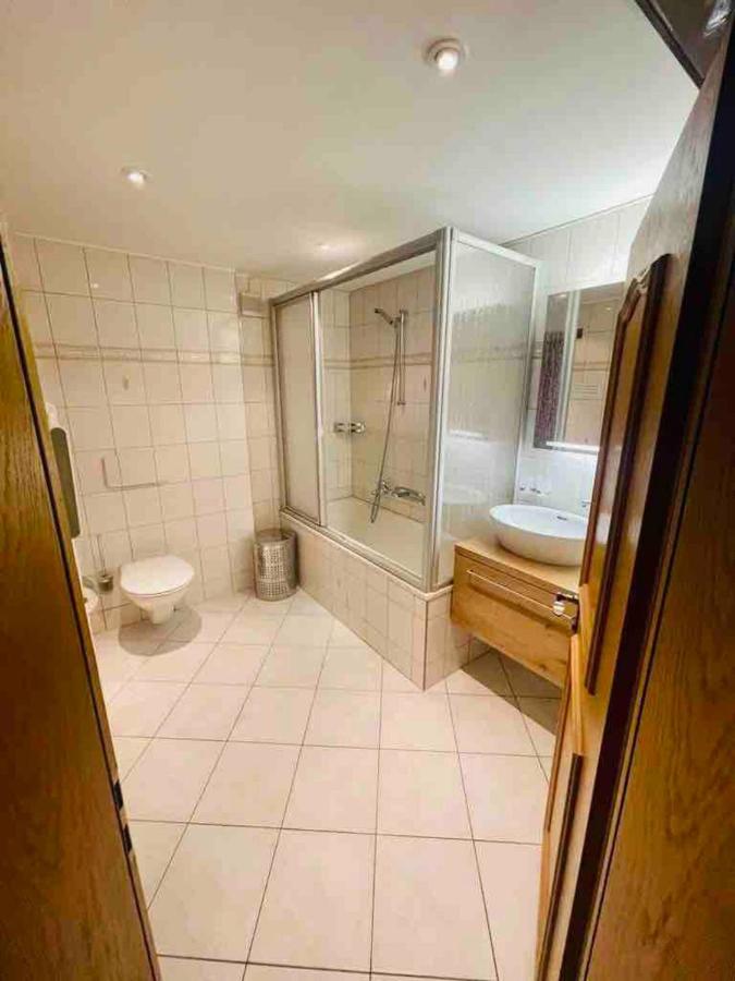 Im alten Dorfteil von Zermatt - 3