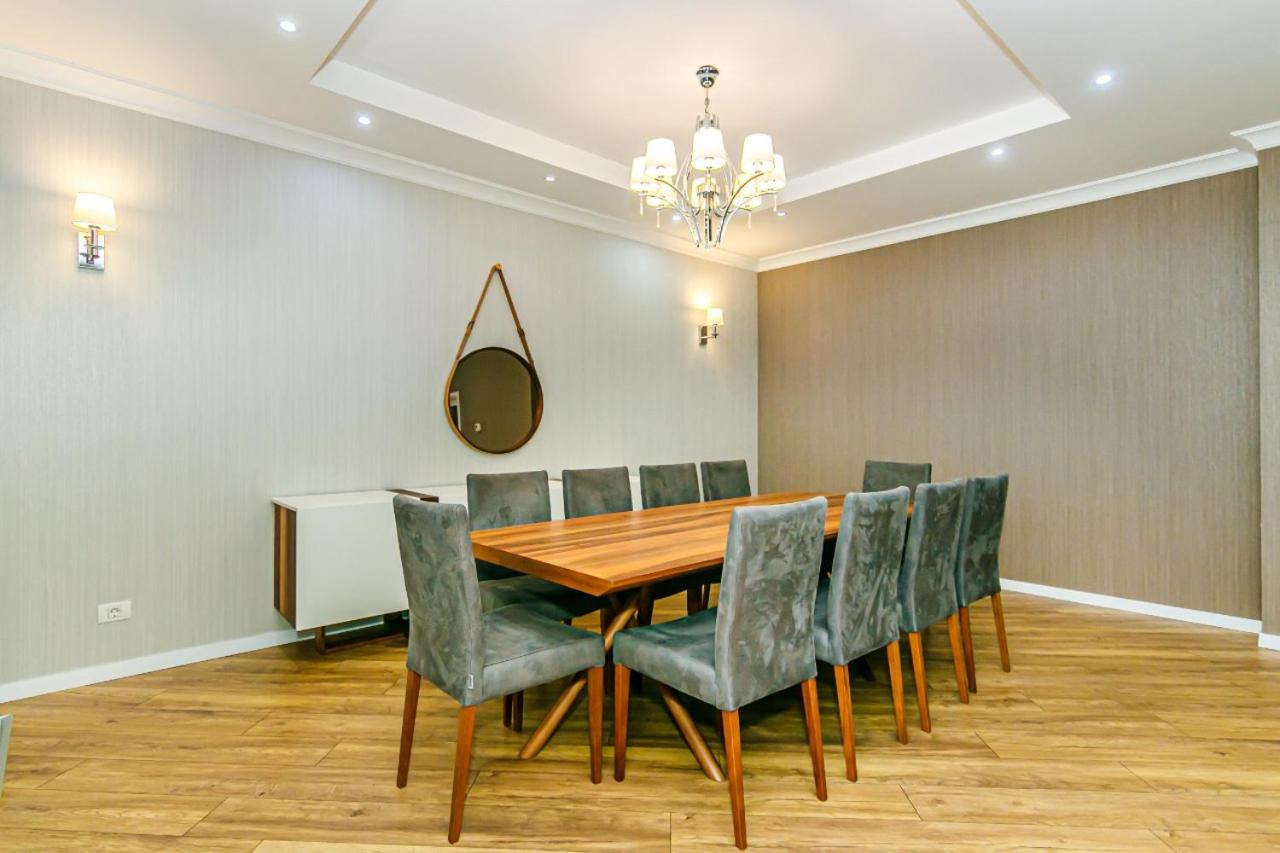 Isr Baku Family Hotel apartment photo