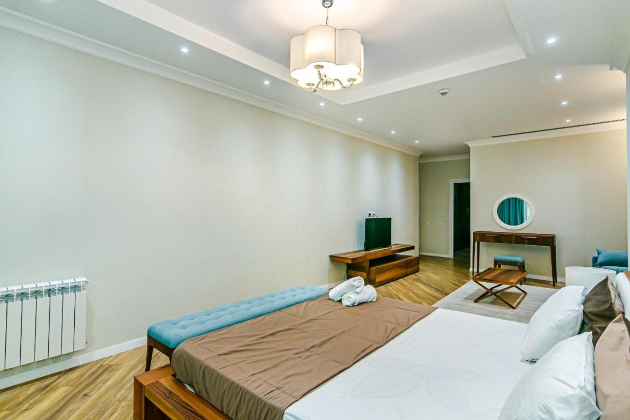 Isr Baku Family Hotel apartment photo